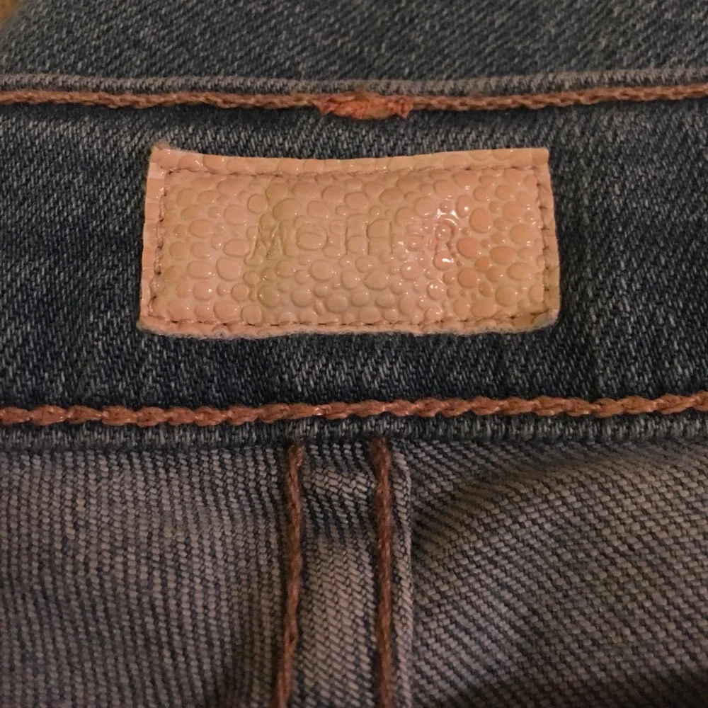 Mother Denim Rascal Fray in Light Kitty - Picture 7 of 7